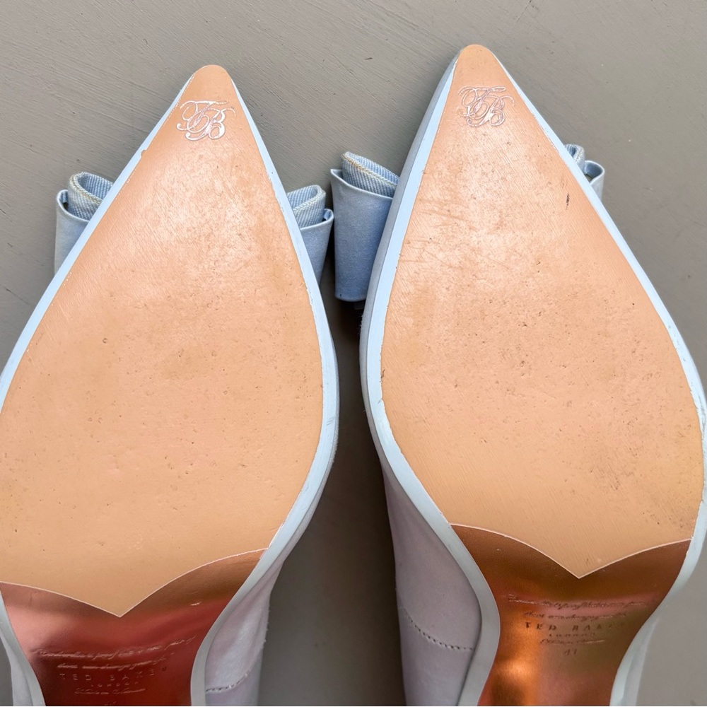 TED BAKER London Azeline Bow Court Shoes Rose Gold Closed Toe Stiletto Heels - Picture 4 of 15